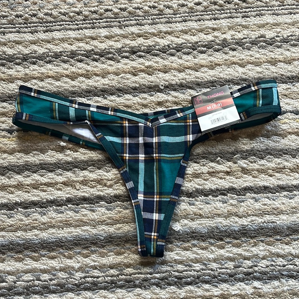 NWT no boundaries blue plaid thong
